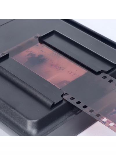 Мобильный сканер пленок для 35 негативов TON169-8